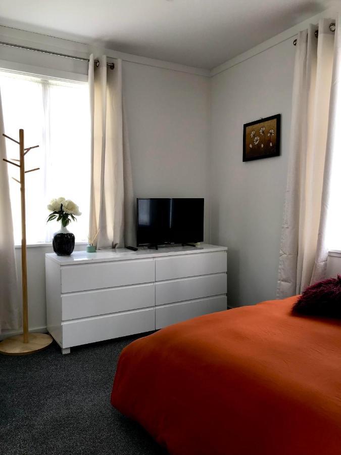 Bright & Comfy Stay In Newly Renovated Home With Parking Auckland Ngoại thất bức ảnh